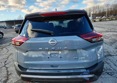 2022 Nissan Rogue Sl из США, поврежденный, VIN 5N1BT3CB5NC702444